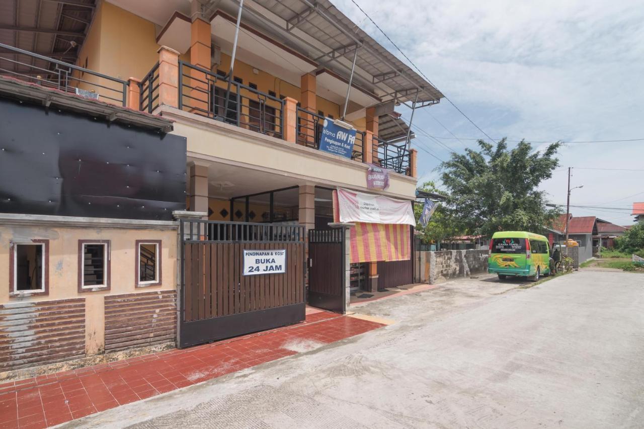 Reddoorz Near Sepinggan Airport Balikpapan 2 Hotel Eksteriør billede