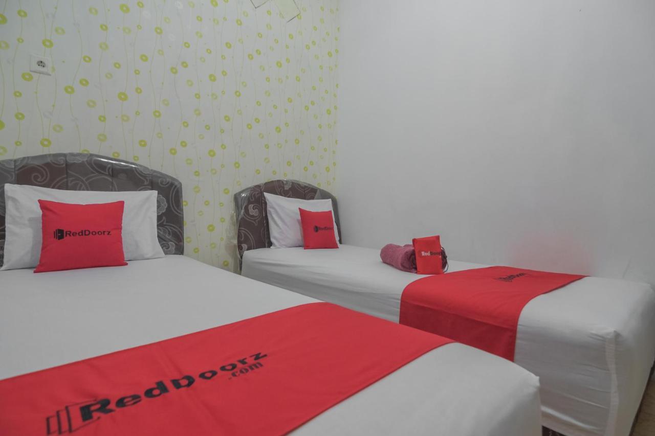 Reddoorz Near Sepinggan Airport Balikpapan 2 Hotel Eksteriør billede
