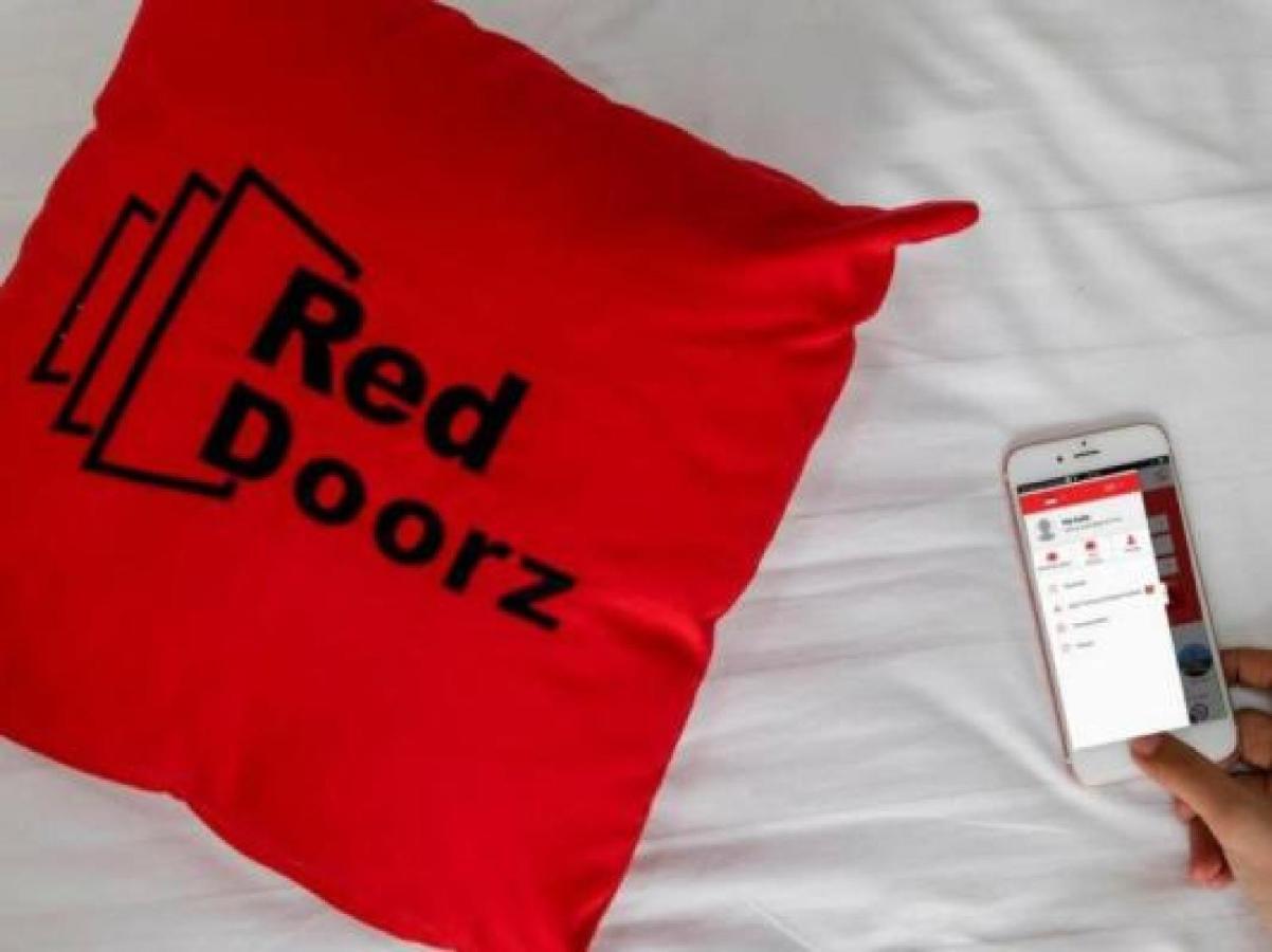 Reddoorz Near Sepinggan Airport Balikpapan 2 Hotel Eksteriør billede